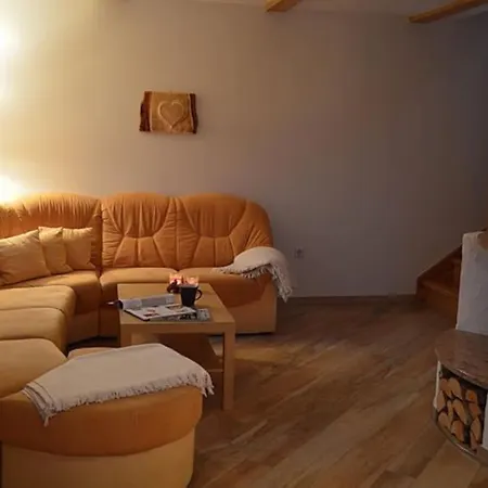 Sonnenblick Entspannung Mit Sauna Kamin Und Balkon  Sonneberg